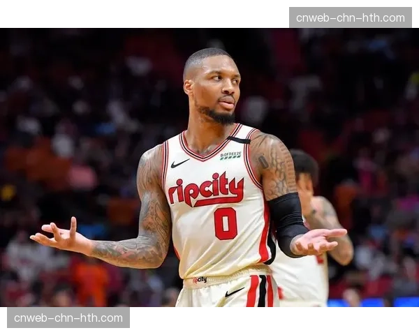 特写：老将中锋在四月多场关键战役中扮演高位轴心，焕发新生